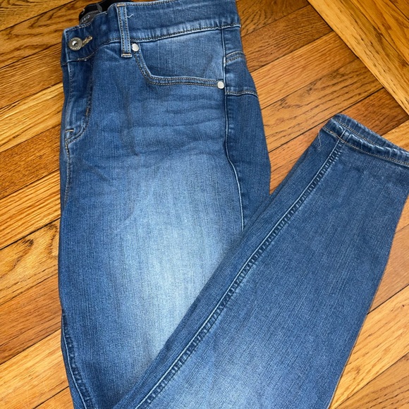 Torrid Bombshell Skinny Premium Jeans size 16R - Picture 8 of 8